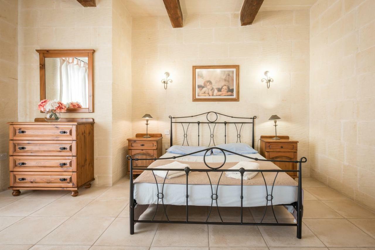 Valley View - Holiday Farmhouse With Private Pool Nadur Bagian luar foto