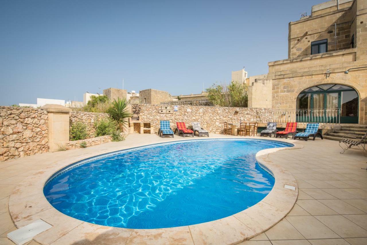 Valley View - Holiday Farmhouse With Private Pool Nadur Bagian luar foto